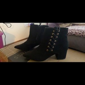 Heel ankle boots